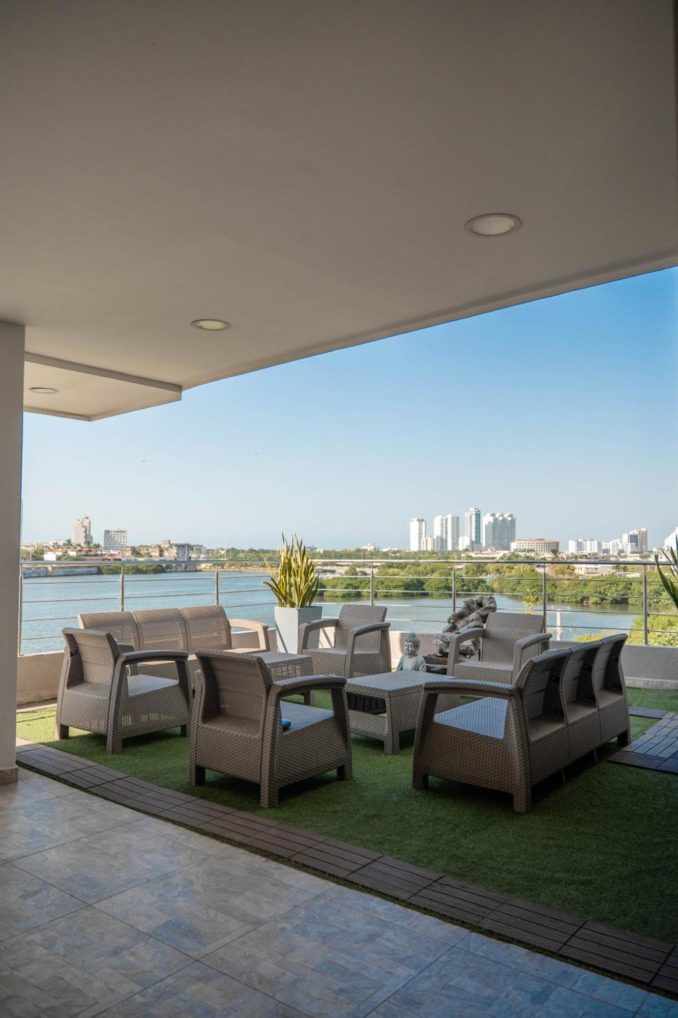 Bahia 79 Apartasuites Cerca Al Centro Cartagena Εξωτερικό φωτογραφία