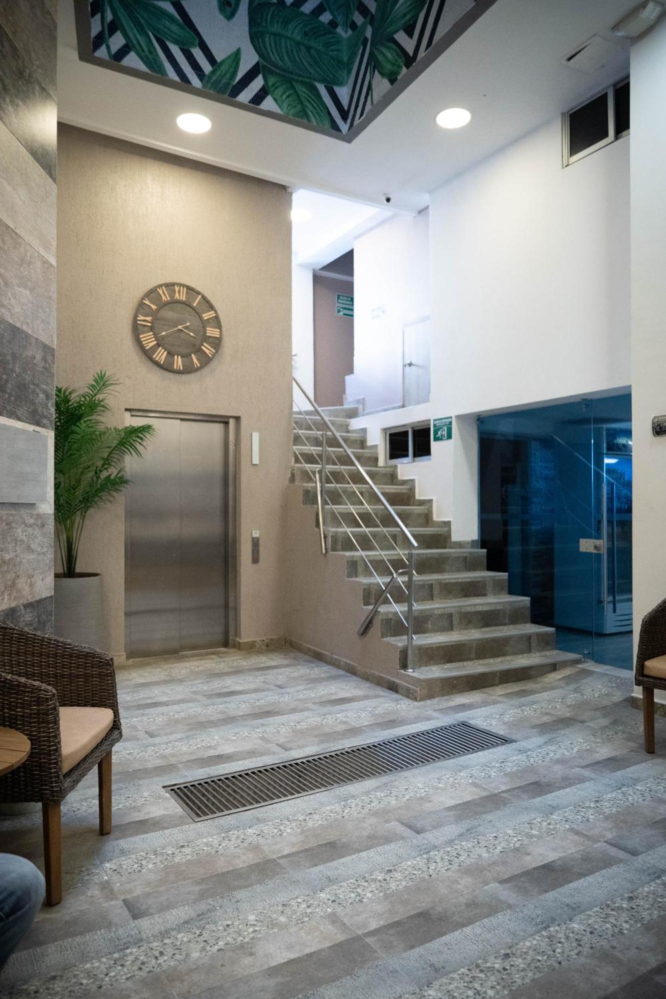 Bahia 79 Apartasuites Cerca Al Centro Cartagena Εξωτερικό φωτογραφία