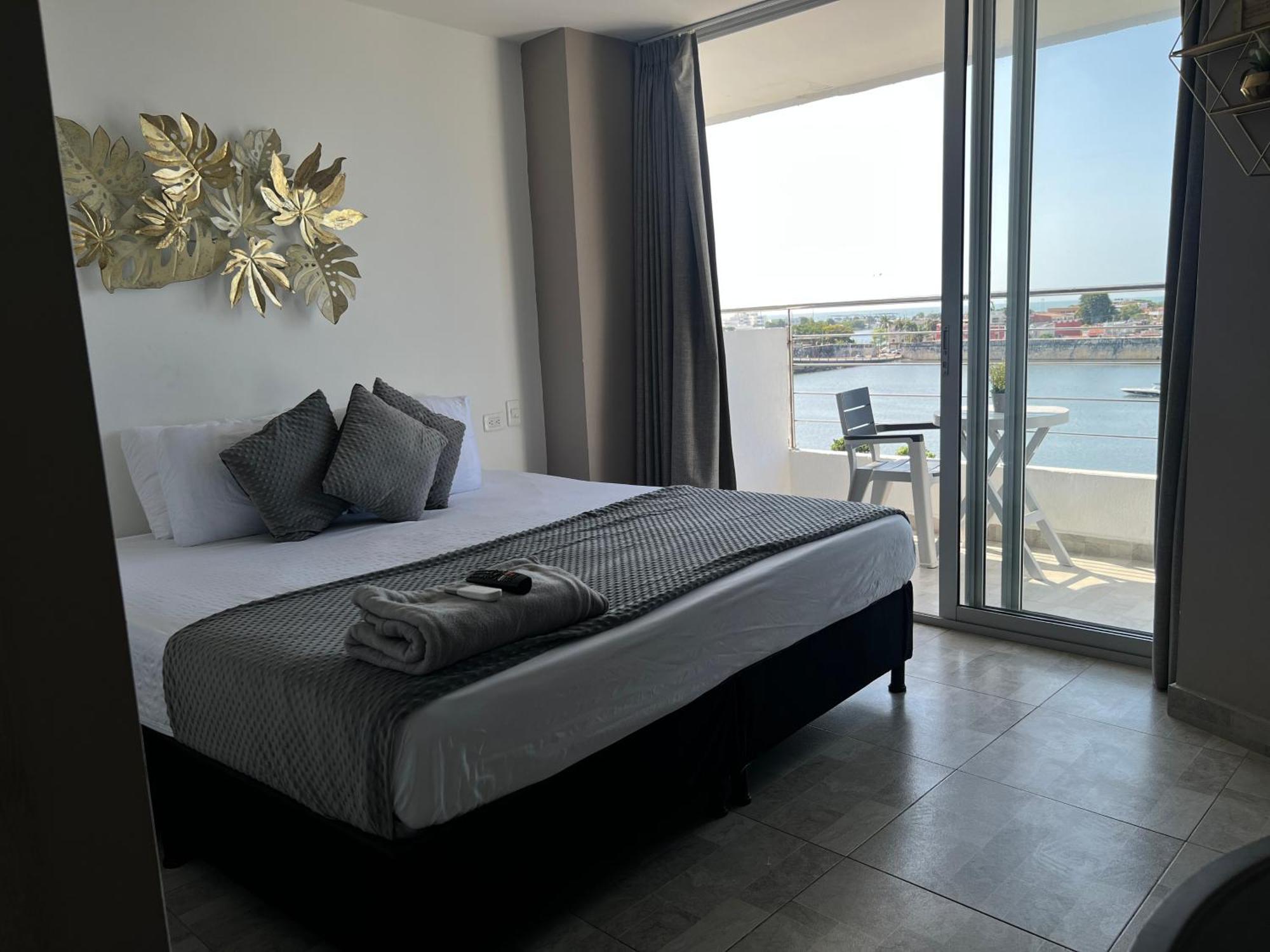 Bahia 79 Apartasuites Cerca Al Centro Cartagena Εξωτερικό φωτογραφία